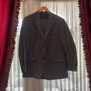 Boss Suit - 2 piece plaid grey